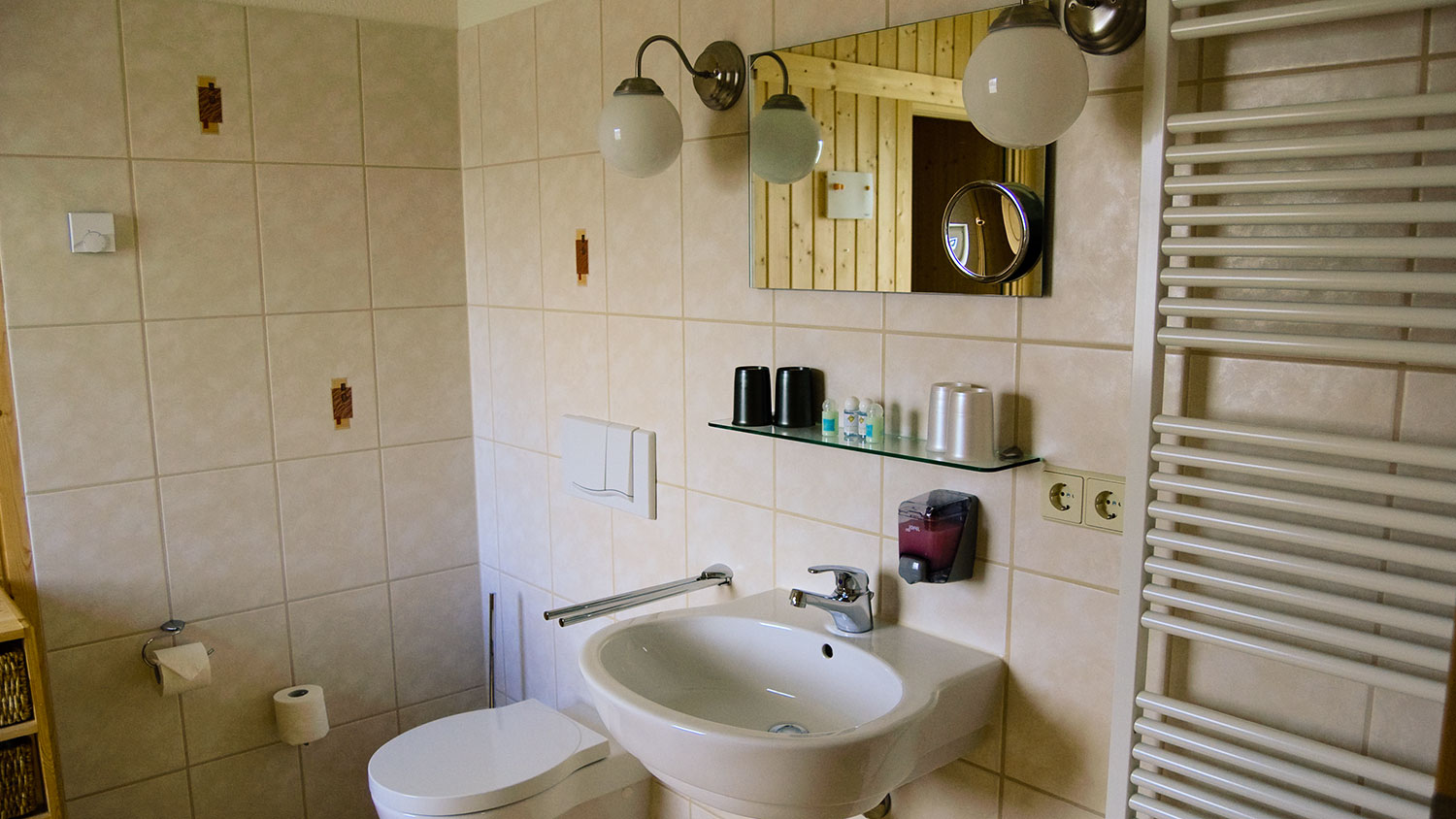 Badezimmer Haus Küstenseeschwalbe 1